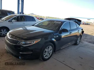 2016 Kia Optima LX z VIN 5XXGT4L3XGG099034, wystawiony jako Copart lot #55663385 z przebiegiem 131 516 mil mil oraz Szkoda całkowita • Salvage title. Historia ofert i sprzedaży dostępna na DreamBid. Obrazek 1.