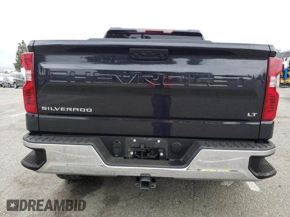 2022 Chevrolet Silverado 1500 LT with VIN 1GCPACEK8NZ618418, listed as a Copart auction lot 55685294 with 33,429 mi miles and Salvage Title. Bid and sale history available at carsss.com. Image 6.