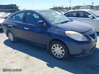 2012 Nissan Versa SV with VIN 3N1CN7AP7CL887870, listed as a IAAI auction lot 41839885 with 239,500 mi miles. Bid and sale history available at carsss.com. Image 1.