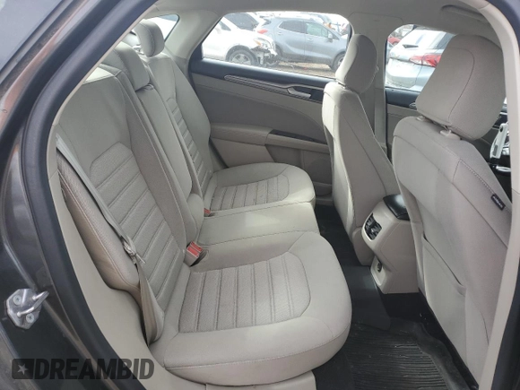 2020 Ford Fusion SE with VIN 3FA6P0T99LR261024, listed as a Copart auction lot 52929595 with 55,555 mi miles and Non repairable. Bid and sale history available at DreamBid. Image 10.