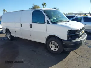 2018 Chevrolet Express Cargo Van with VIN 1GCWGBFP3J1236384, listed as a IAAI auction lot 41700204 with 1 mi miles. Bid and sale history available at carsss.com. Image 1.