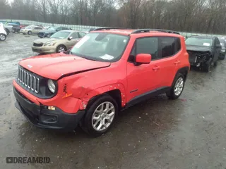2017 Jeep Renegade Latitude with VIN ZACCJABB0HPG31271, listed as a IAAI auction lot 41567880 with 86,746 mi miles. Bid and sale history available at carsss.com. Image 2.