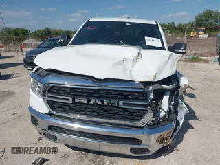2022 Ram 1500 Big Horn z VIN 1C6RRFMG2NN430198, wystawiony jako IAAI lot #41944132 z przebiegiem 54 479 mil mil oraz . Historia ofert i sprzedaży dostępna na DreamBid. Obrazek 20.