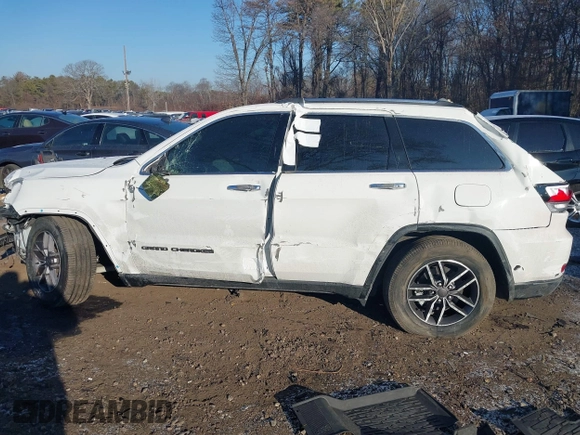 2021 Jeep Grand Cherokee 80th Anniversary with VIN 1C4RJFBG5MC620428, listed as a IAAI auction lot 41330326 with 33,277 mi miles and . Bid and sale history available at DreamBid. Image 13.