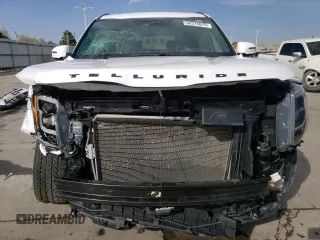 2022 Kia Telluride SX z VIN 5XYP5DHC1NG227009, wystawiony jako Copart lot #52576075 z przebiegiem 61 846 mil mil oraz Szkoda całkowita • Salvage title. Historia ofert i sprzedaży dostępna na DreamBid. Obrazek 5.