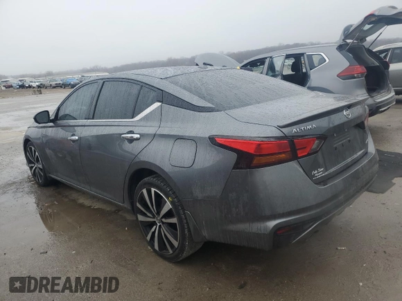 2019 Nissan Altima 2.5 Platinum with VIN 1N4BL4FW6KC193796, listed as a Copart auction lot 86391614 with 121,335 mi miles and Salvage Title. Bid and sale history available at carsss.com. Image 2.
