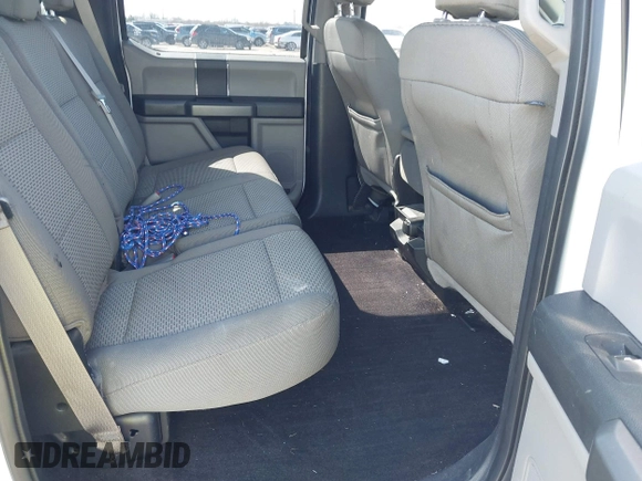 2015 Ford F-150 XLT with VIN 1FTEW1EFXFKE27190, listed as a IAAI auction lot 41670252 with 250,077 mi miles. Bid and sale history available at carsss.com. Image 8.