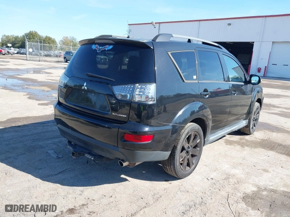 2012 Mitsubishi Outlander SE with VIN JA4AS3AW4CU004465, listed as a IAAI auction lot 41475001 with 173,736 mi miles. Bid and sale history available at carsss.com. Image 4.
