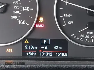 2014 BMW 3 Series 320i with VIN WBA3B1C59EK130839, listed as a IAAI auction lot 41225364 with 131,312 mi miles. Bid and sale history available at carsss.com. Image 15.