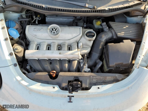 2010 Volkswagen New Beetle Coupe with VIN 3VWRW3AG0AM023003, listed as a Copart auction lot 78134024 with 170,321 mi miles and Salvage Title. Bid and sale history available at carsss.com. Image 11.