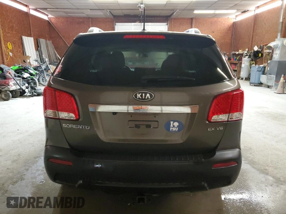 2013 Kia Sorento EX with VIN 5XYKU3A2XDG388319, listed as a Copart auction lot 47359925 with 111,901 mi miles and Salvage Title. Bid and sale history available at carsss.com. Image 6.