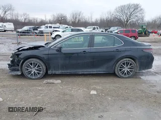 2021 Toyota Camry SE Nightshade with VIN 4T1G11AK4MU573284, listed as a IAAI auction lot 41701923 with 130,160 mi miles. Bid and sale history available at carsss.com. Image 15.