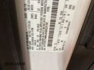 2018 Ford Transit с VIN 1FTYE1YM9JKB52110, выставлен на аукционе IAAI как лот 42610426 с пробегом 156 532 миль миль и . История ставок и продаж доступна на DreamBid. Изображение 25.