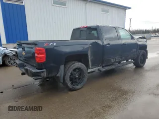 2018 Chevrolet Silverado 1500 LT with VIN 1GCUKREC0JF103260, listed as a Copart auction lot 86962104 with 202,480 mi miles and Salvage Title. Bid and sale history available at DreamBid. Image 3.