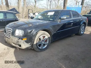 2010 Chrysler 300 Touring with VIN 2C3CA5CV2AH134024, listed as a IAAI auction lot 41899901 with 164,797 mi miles. Bid and sale history available at carsss.com. Image 18.