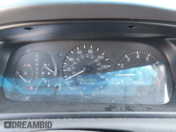 2000 Toyota Camry CE z VIN JT2BG22K6Y0451632, wystawiony jako IAAI lot #42030842 z przebiegiem 200 734 mil mil oraz . Historia ofert i sprzedaży dostępna na DreamBid. Obrazek 7.