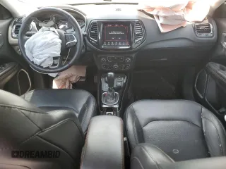 2018 Jeep Compass Limited с VIN 3C4NJDCB9JT135845, выставлен на аукционе Copart как лот 50916064 с пробегом 79 168 миль миль и Списание • Salvage title. История ставок и продаж доступна на DreamBid. Изображение 8.