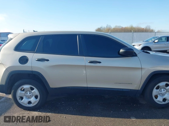 2015 Jeep Cherokee Sport с VIN 1C4PJLABXFW561115, выставлен на аукционе IAAI как лот 41969932 с пробегом 120 026 миль миль и . История ставок и продаж доступна на DreamBid. Изображение 13.