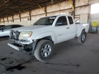 2006 Toyota Tacoma PreRunner z VIN 5TETX62N16Z184619, wystawiony jako Copart lot #86905454 z przebiegiem 251 133 mil mil oraz Szkoda całkowita • Salvage title. Historia ofert i sprzedaży dostępna na DreamBid. Obrazek 1.