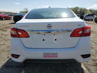 2018 Nissan Sentra SV z VIN 3N1AB7AP2JY262454, wystawiony jako Copart lot #52227965 z przebiegiem 17 091 mil mil oraz Szkoda całkowita • Salvage title. Historia ofert i sprzedaży dostępna na DreamBid. Obrazek 6.