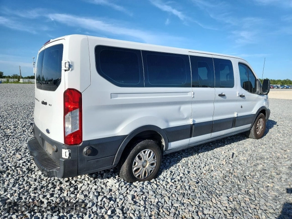 2019 Ford Transit Passenger XL with VIN 1FBZX2ZM4KKA75090, listed as a Copart auction lot 59960275 with 137,417 mi miles and Non repairable. Bid and sale history available at DreamBid. Image 3.