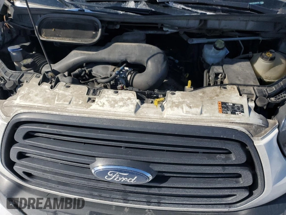 2018 Ford Transit XL z VIN 1FMZK1YMXJKB47281, wystawiony jako Copart lot #46135185 z przebiegiem Nie podano mil oraz Czysty tytuł • Clean title. Historia ofert i sprzedaży dostępna na DreamBid. Obrazek 12.