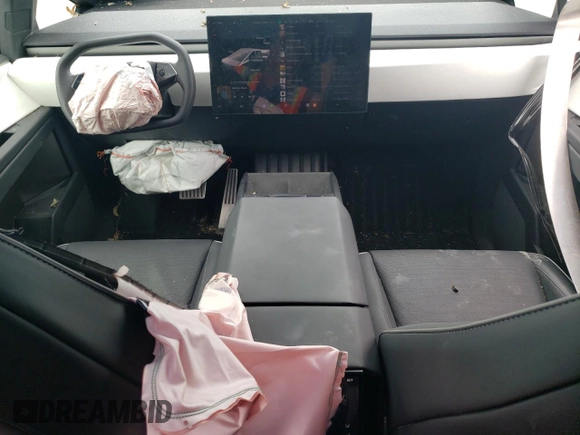 2024 Tesla Cybertruck z VIN 7G2CEHED6RA008072, wystawiony jako Copart lot #70886484 z przebiegiem 11 268 mil mil oraz Szkody całkowita. Historia ofert i sprzedaży dostępna na DreamBid. Obrazek 8.