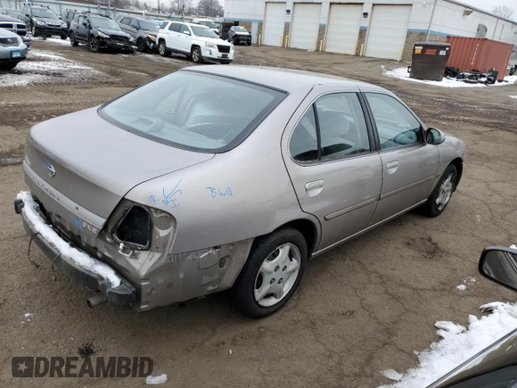 2001 Nissan Altima GXE with VIN 1N4DL01D31C178615, listed as a Copart auction lot 44031605 with 118,707 mi miles and Salvage Title. Bid and sale history available at carsss.com. Image 3.