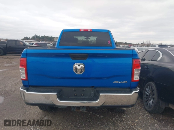 2020 Ram 2500 Tradesman with VIN 3C6UR5CJ4LG146921, listed as a IAAI auction lot 41300155 with 44,201 mi miles and . Bid and sale history available at DreamBid. Image 16.