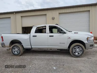 2021 Ram 2500 Tradesman with VIN 3C6UR5CL0MG579414, listed as a IAAI auction lot 41464421 with 182,636 mi miles. Bid and sale history available at carsss.com. Image 13.