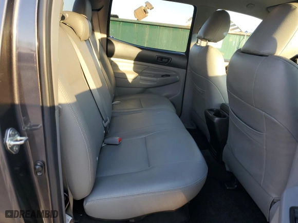 2015 Toyota Tacoma with VIN 3TMLU4EN2FM178348, listed as a Copart auction lot 48240555 with 132,142 mi miles and Salvage Title. Bid and sale history available at carsss.com. Image 10.