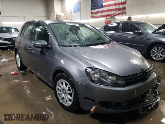 2013 Volkswagen Golf w/Conv & Sunroof z VIN WVWDB7AJ9DW103903, wystawiony jako Copart lot #45702505 z przebiegiem 59 718 mil mil oraz Szkoda całkowita • Salvage title. Historia ofert i sprzedaży dostępna na DreamBid. Obrazek 4.
