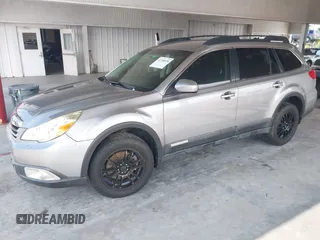 2011 Subaru Outback Limited с VIN 4S4BRDJC5B2346580, выставлен на аукционе IAAI как лот 42398938 с пробегом 220 421 миль миль и . История ставок и продаж доступна на DreamBid. Изображение 18.