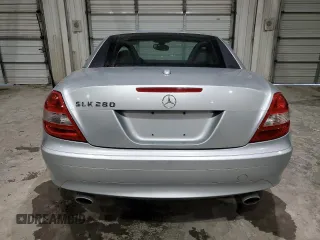 2007 Mercedes-Benz SLK-Class 3.0L with VIN WDBWK54F37F144843, listed as a Copart auction lot 42009335 with 168,985 mi miles and Clean Title. Bid and sale history available at carsss.com. Image 6.