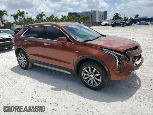 2019 Cadillac XT4 FWD Premium Luxury with VIN 1GYFZCR41KF183507, listed as a Copart auction lot 61581215 with 64,803 mi miles and Salvage title. Bid and sale history available at DreamBid. Image 4.