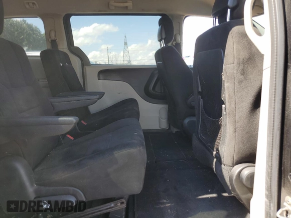2011 Dodge Grand Caravan SXT with VIN 2D4RN4DG0BR692747, listed as a Copart auction lot 53131995 with 267,314 mi miles and Salvage Title. Bid and sale history available at DreamBid. Image 11.