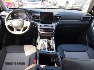 2024 Ford Explorer XLT z VIN 1FMSK8DH5RGA78937, wystawiony jako IAAI lot #41998290 z przebiegiem 10 000 mil mil oraz . Historia ofert i sprzedaży dostępna na DreamBid. Obrazek 5.