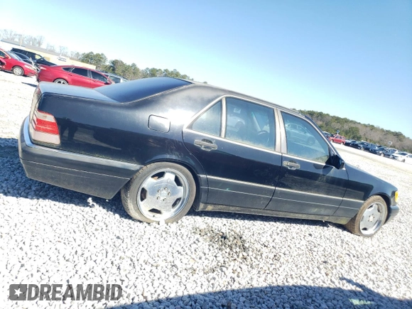1998 Mercedes-Benz S 320/430/500 z VIN WDBGA51G5WA387084, wystawiony jako Copart lot #45544525 z przebiegiem 96 869 mil mil oraz Czysty tytuł • Clean title. Historia ofert i sprzedaży dostępna na DreamBid. Obrazek 3.
