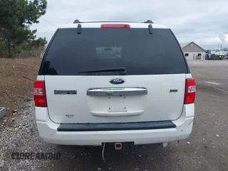 2014 Ford Expedition Max Limited z VIN 1FMJK2A57EEF17256, wystawiony jako IAAI lot #41923349 z przebiegiem 171 120 mil mil oraz . Historia ofert i sprzedaży dostępna na DreamBid. Obrazek 17.