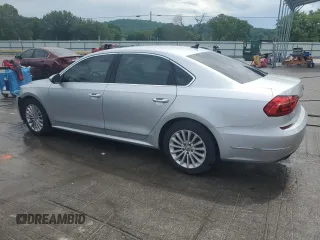 2016 Volkswagen Passat SE z VIN 1VWBT7A38GC061488, wystawiony jako Copart lot #57318835 z przebiegiem 137 695 mil mil oraz Szkoda całkowita • Salvage title. Historia ofert i sprzedaży dostępna na DreamBid. Obrazek 2.