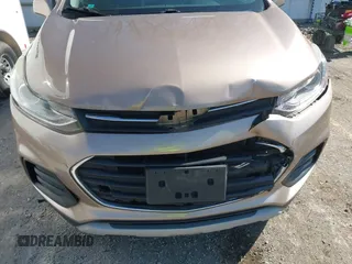 2018 Chevrolet Trax LT with VIN 3GNCJLSB8JL207404, listed as a IAAI auction lot 41796517 with 124,439 mi miles. Bid and sale history available at carsss.com. Image 12.