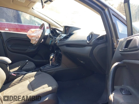 2019 Ford Fiesta SE with VIN 3FADP4EJ1KM105769, listed as a IAAI auction lot 41649748 with 88,647 mi miles. Bid and sale history available at carsss.com. Image 5.