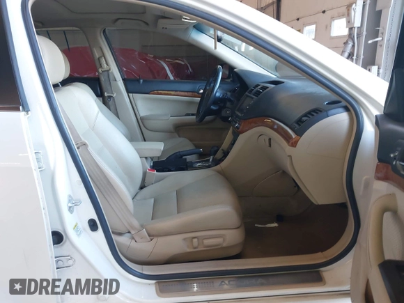 2006 Acura TSX Navi with VIN JH4CL96996C011003, listed as a IAAI auction lot 42021469 with 227,473 mi miles and . Bid and sale history available at DreamBid. Image 5.