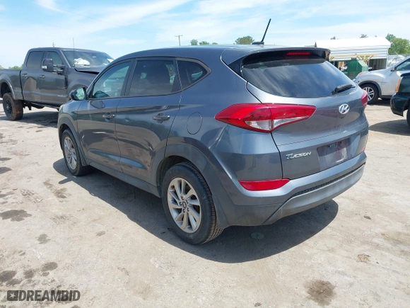 2016 Hyundai Tucson SE with VIN KM8J23A44GU119203, listed as a IAAI auction lot 42104002 with 139,797 mi miles. Bid and sale history available at carsss.com. Image 3.