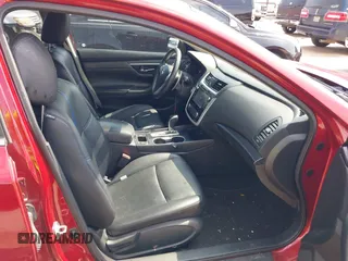 2018 Nissan Altima SR with VIN 1N4AL3AP9JC195613, listed as a IAAI auction lot 42131986 with 83,256 mi miles and . Bid and sale history available at carsss.com. Image 5.