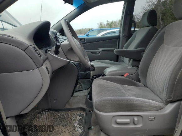 2006 Toyota Sienna CE with VIN 5TDZA23C26S405885, listed as a Copart auction lot 53143355 with 277,140 mi miles and Clean Title. Bid and sale history available at carsss.com. Image 7.