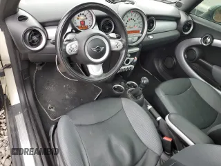 2007 MINI Hardtop with VIN WMWMF33567TT56922, listed as a Copart auction lot 56598665 with 66,605 mi miles and Salvage title. Bid and sale history available at DreamBid. Image 8.