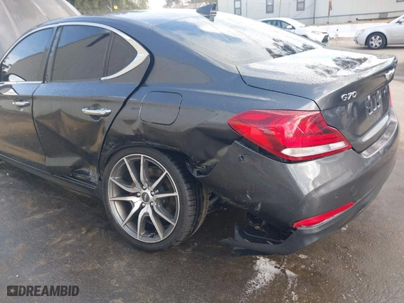 2021 Genesis G70 2.0T with VIN KMTG44LA9MU067016, listed as a IAAI auction lot 41905235 with 35,592 mi miles. Bid and sale history available at carsss.com. Image 17.