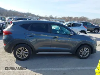 2017 Hyundai Tucson SE Plus with VIN KM8J33A40HU459575, listed as a IAAI auction lot 41703139 with 189,955 mi miles. Bid and sale history available at carsss.com. Image 13.