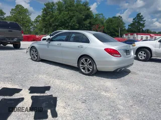 2016 Mercedes-Benz C 300 with VIN 55SWF4JB7GU125670, listed as a IAAI auction lot 42755648 with 101,791 mi miles and . Bid and sale history available at DreamBid. Image 3.